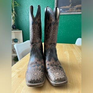 Noble Outfitters cowboy boots sz 7